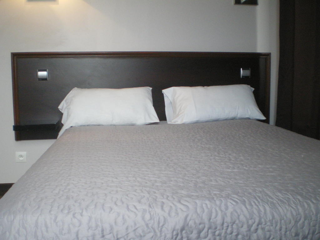 Hotel Le Bellevue - Paris Porte D'Orleans Cachan Δωμάτιο φωτογραφία